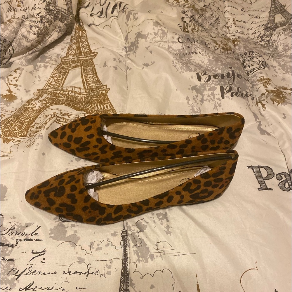 New, Never worn leopard flats
